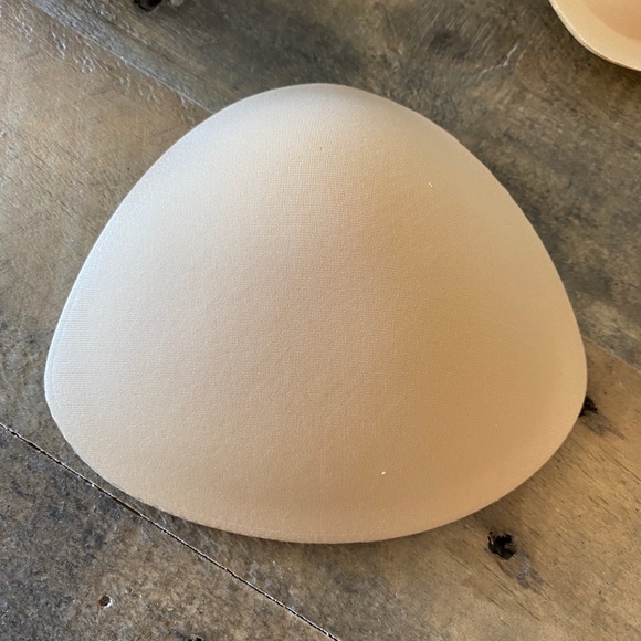 Bra inserts cups for swimsuits or bras - Picture 2 of 4